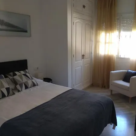 Apartamento Cerca Del Mar Con Piscina Y Parking. * Benalmadena