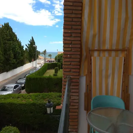 Apartamento Cerca Del Mar Con Piscina Y Parking. Benalmádena
